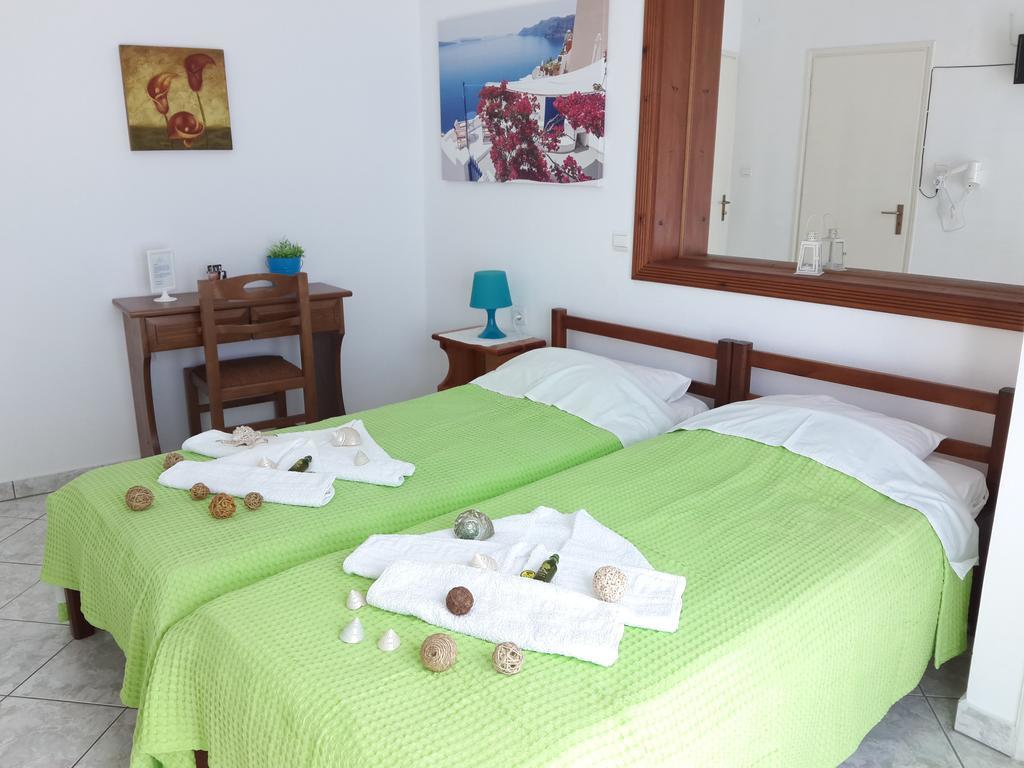 Paros Rooms Dora Eksteriør billede